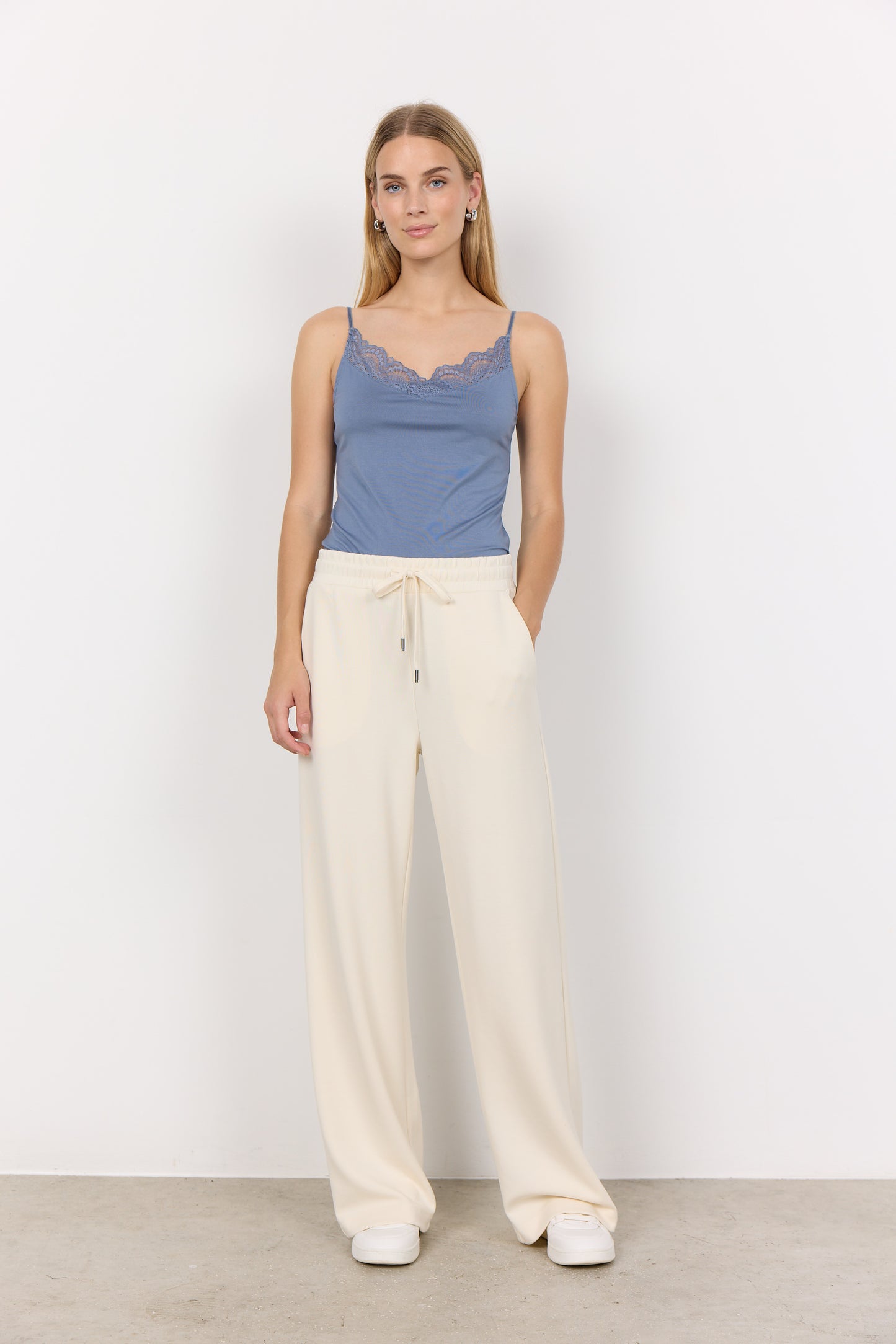 Banu 116 Knitted Pant by Soyaconcept