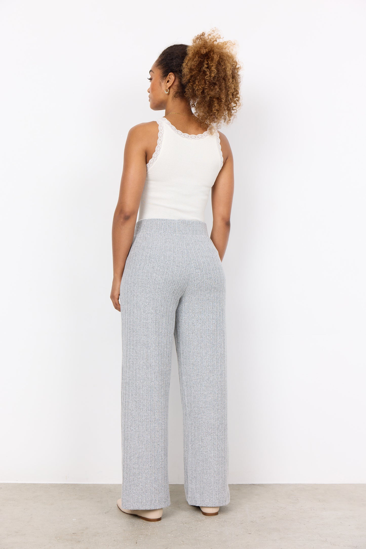 Isel 5 Knitted Pants by Soyaconcept