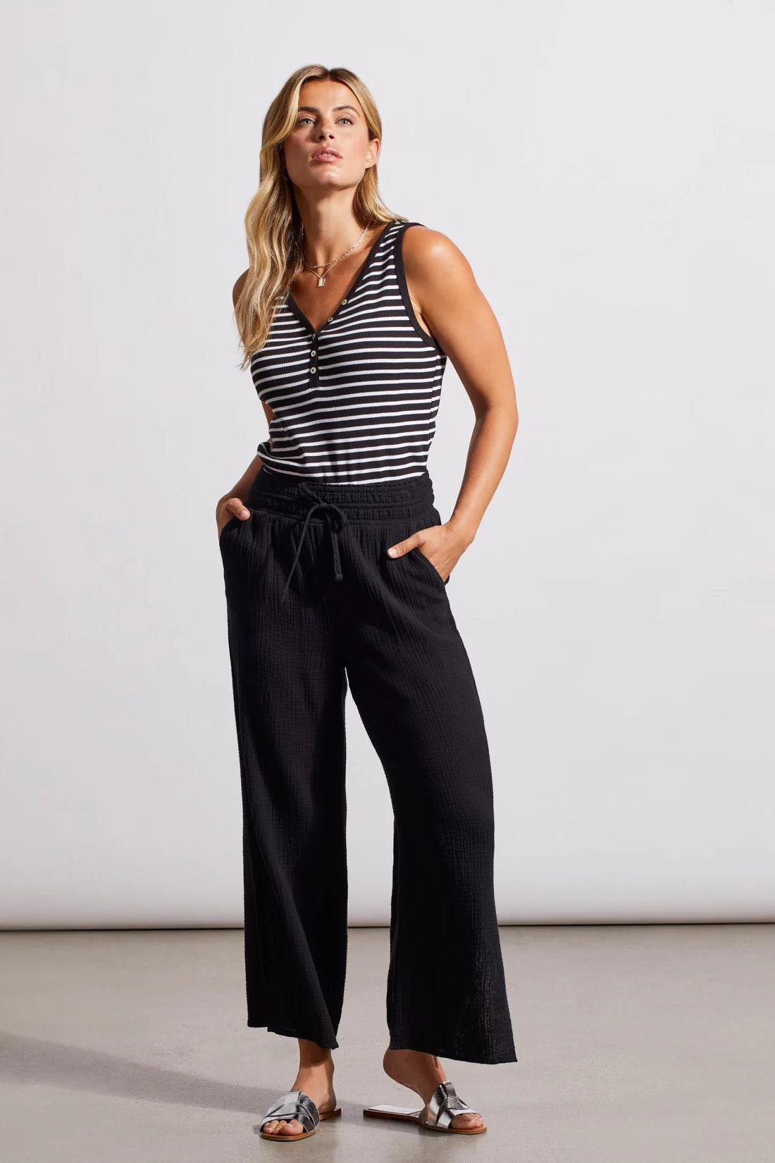 Wear 2 Ways Wide Leg Pant With Slits